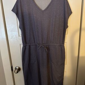 Chic Gray V-Neck Dress with Drawstring